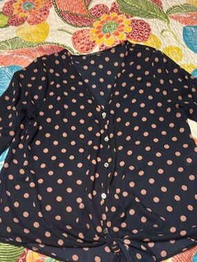 Polka Dot Button-Front V-Neck Top - Navy with Blush Dots